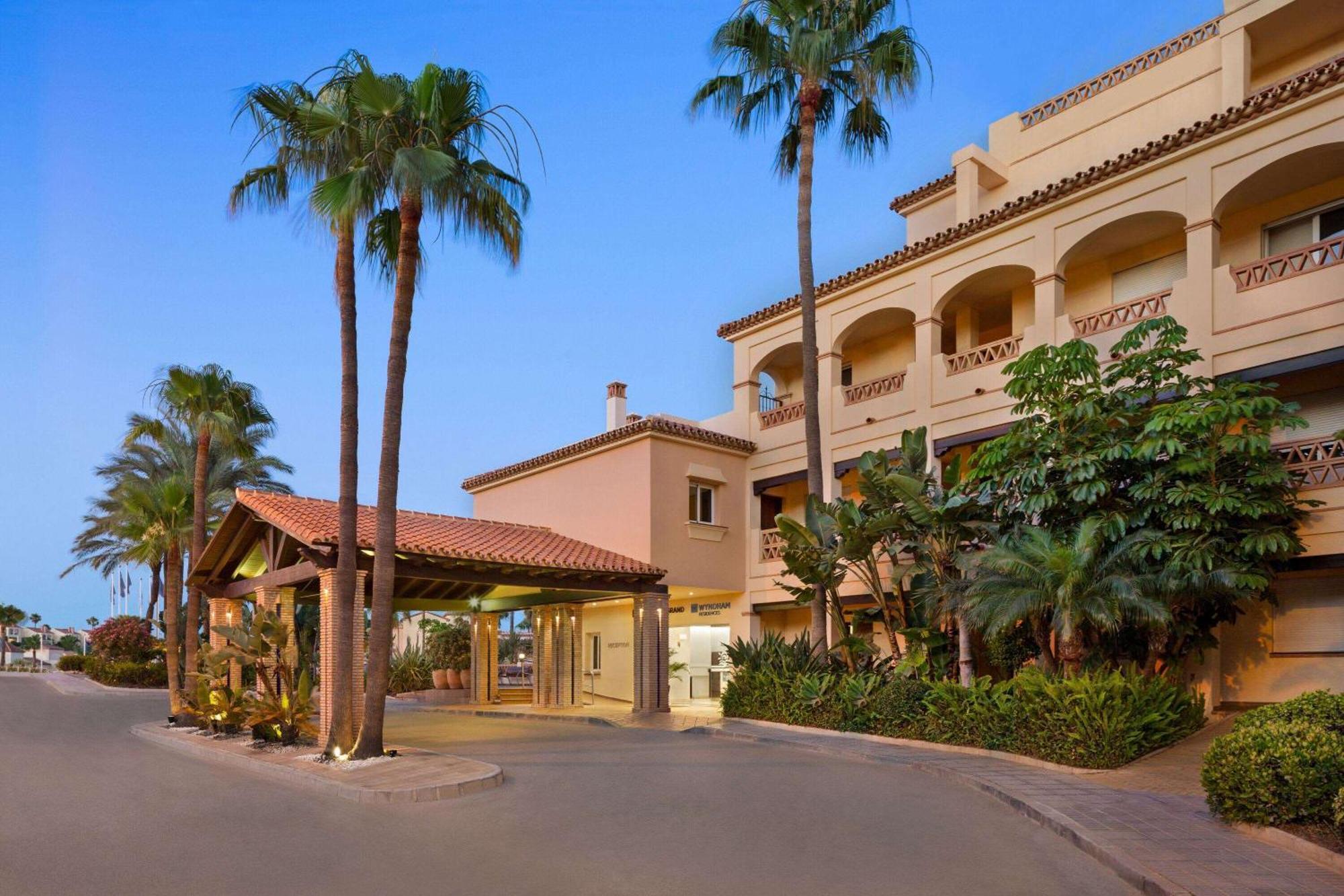 אפרטהוטל El Faro Wyndham Grand Costa Del Sol מראה חיצוני תמונה
